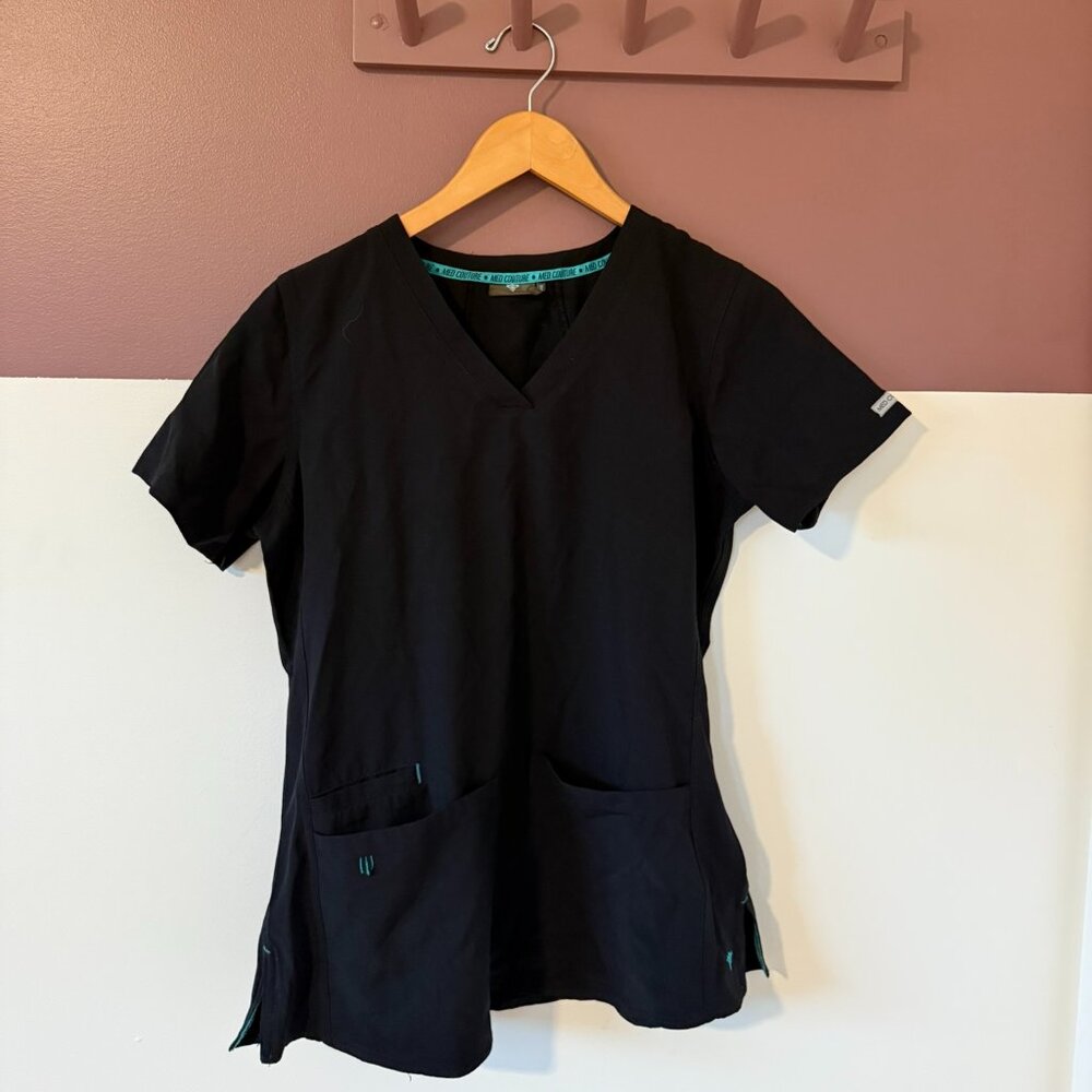 Med Couture 3 Pocket Scrub Top